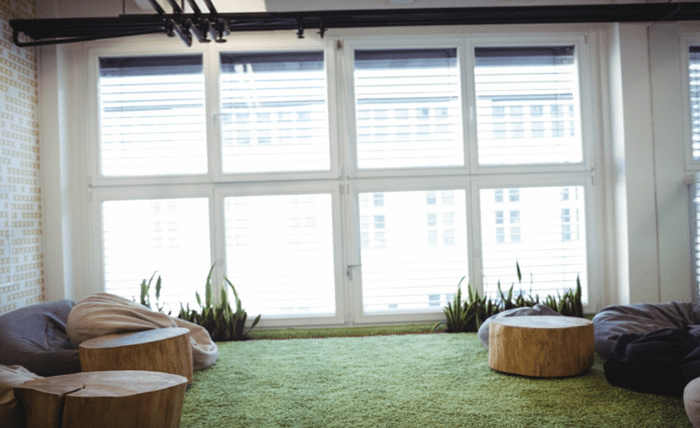 Transforming Spaces: The Role of Window Shades in Modern Interior Design Screenshot 1 2
