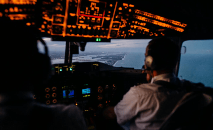 Safety Checks: A Look at Airplane Safety Measures Screenshot 6