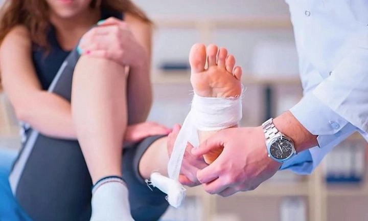 A Modern Healing Tale: WellHealthOrganic’s Take on Wrist & Ankle Surgery wellhealthorganic surgery for wrist and ankle injuries